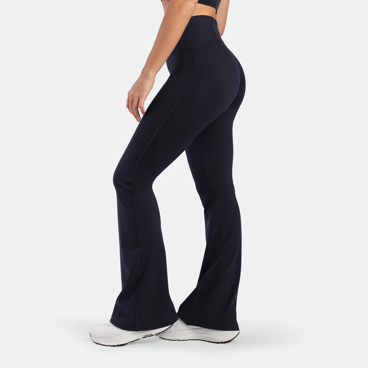 Essential 2.0 Flared Legging - Image 3